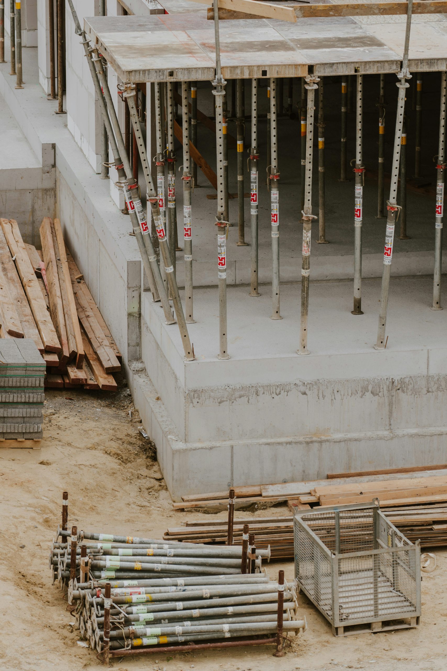 Cantiere di un solaio in costruzione